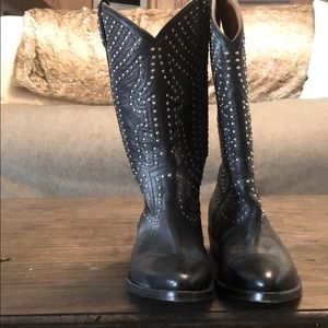 Woman’s Frye Boots